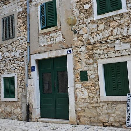 Apartment Andrea Old Town Πόρετς Εξωτερικό φωτογραφία
